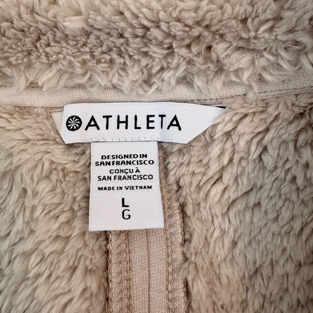 NEW! Athleta Cream Tan Westbound Sherpa Jacket - Picture 8 of 10